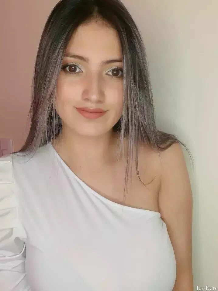 Yessica Profile image 4