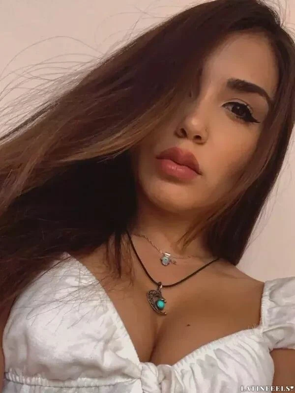 Brenda Profile image 4
