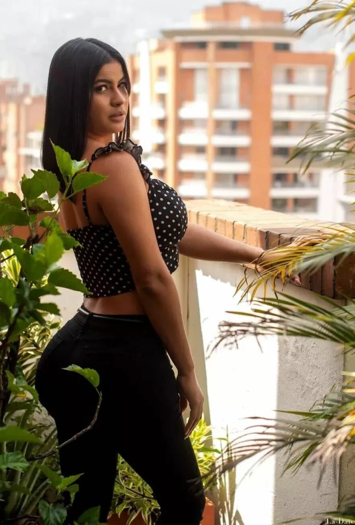 Daniela Profile image 4