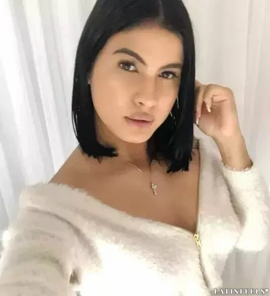 Daniela Profile image 3